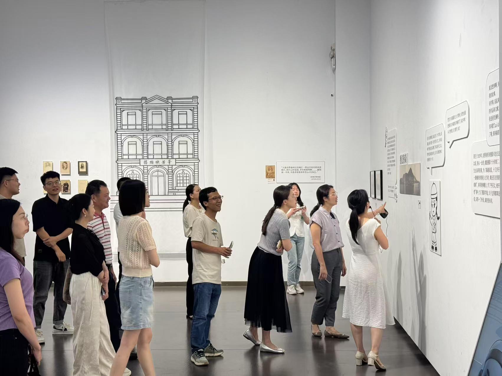 聽“阿芳館長”講百年城市記憶 數字文化創意技術裝備的傳承與創新